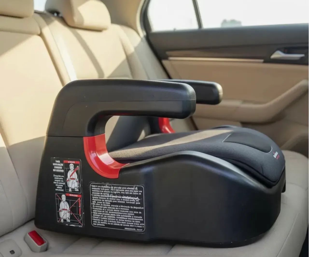 Assento infantil carro elevado para crianças de 15 a 36 Kg - Foto 5