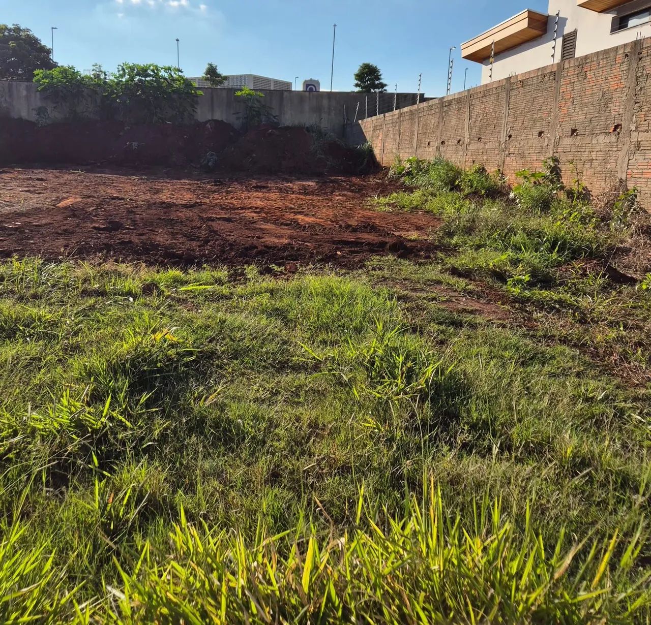 Vende-se terreno 300m² (Terras de Treviso) - Foto 2