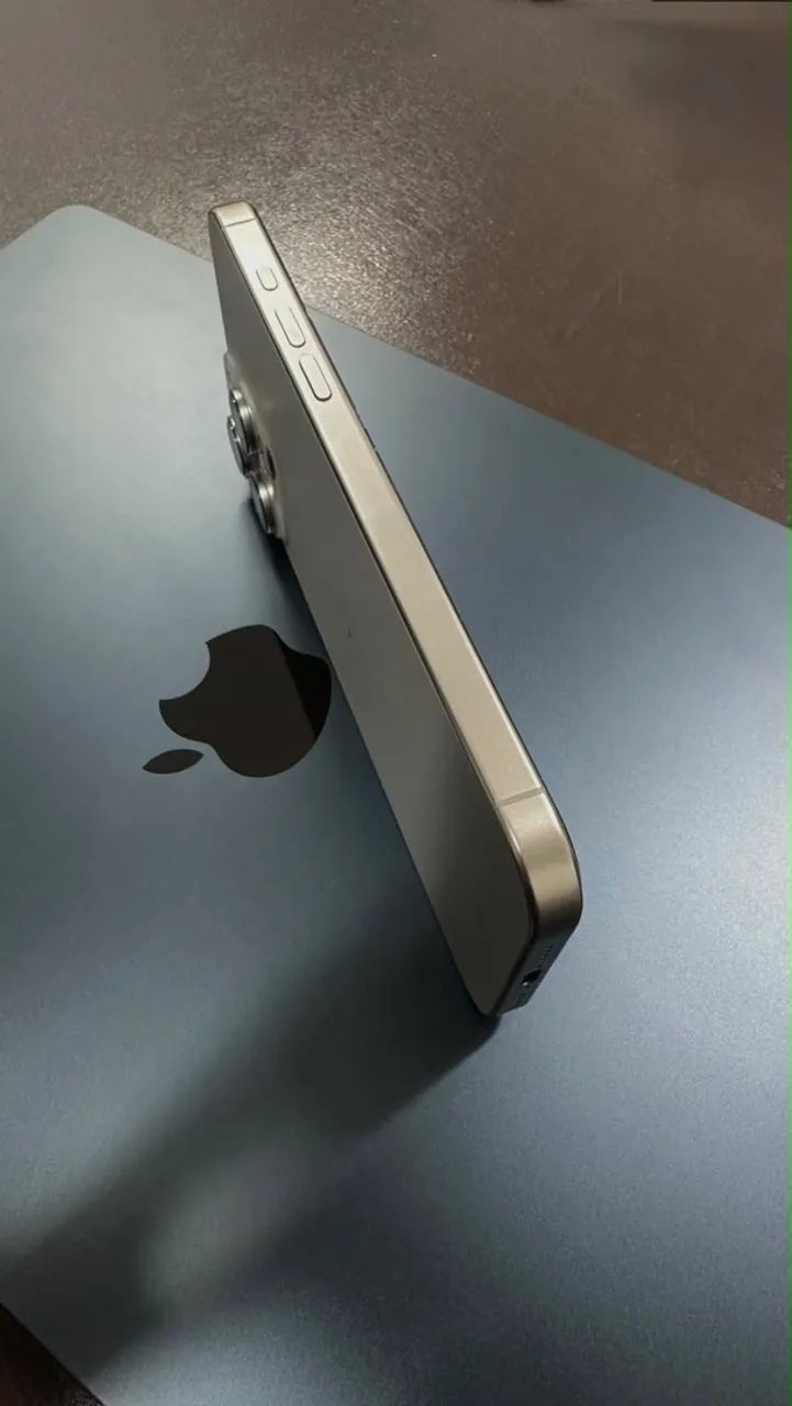 iPhone 16 pro max 512 GB - Foto 3