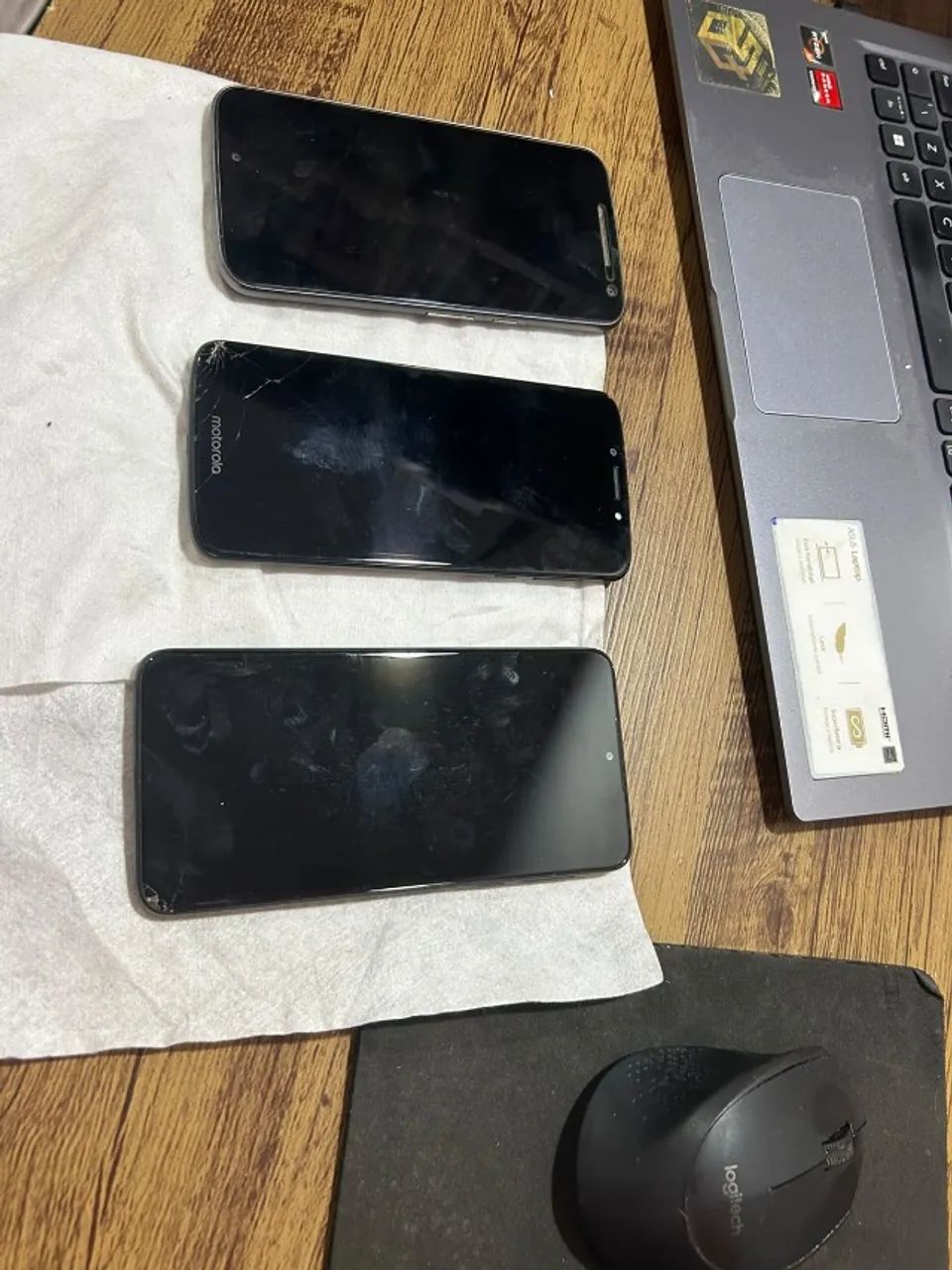 3 Celulares MOTOROLA  - Foto 2