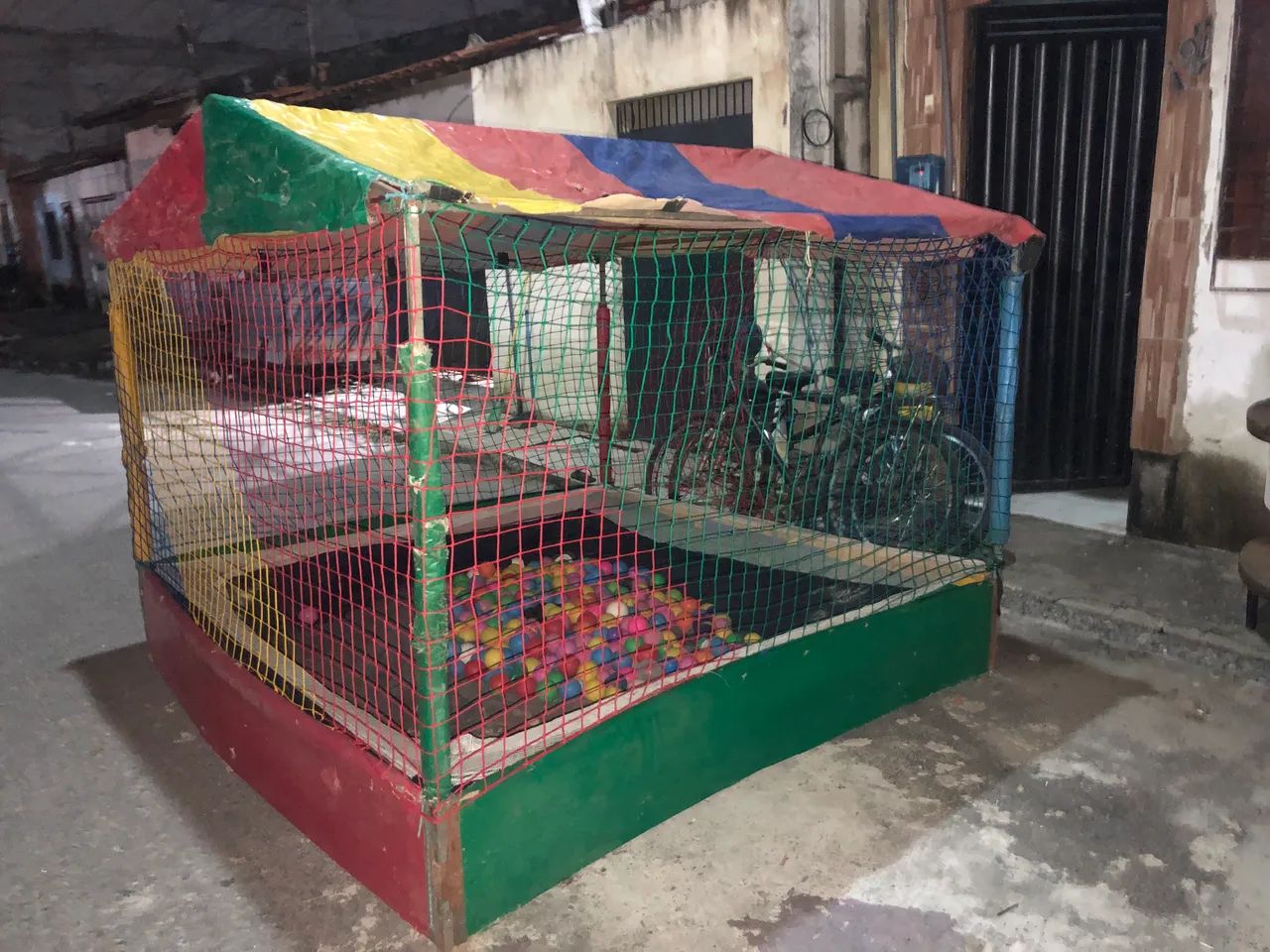 Piscina de bolinha  - Foto 3