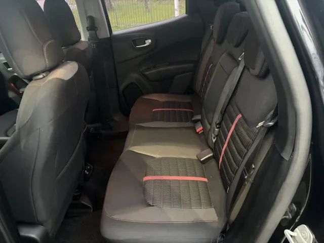 Fiat Toro Freedom 1.8 16V Flex Aut., foto 9 de 12