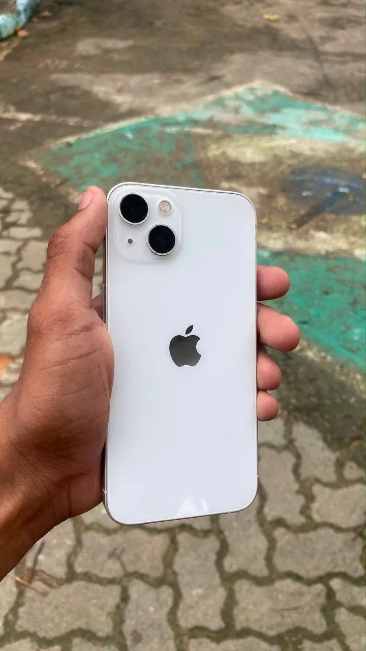 iPhone 13