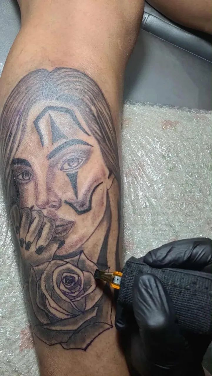 Troco Tatuagem por Sofá em Excelente Estado - Foto 3