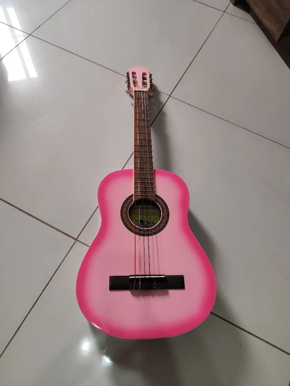Violão juvenil rosa 