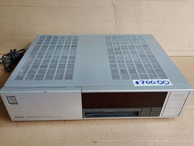 Receiver Akai AA-A35