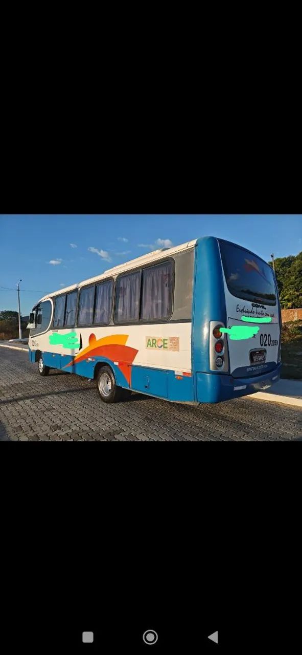 Micro ônibus Comil pia 