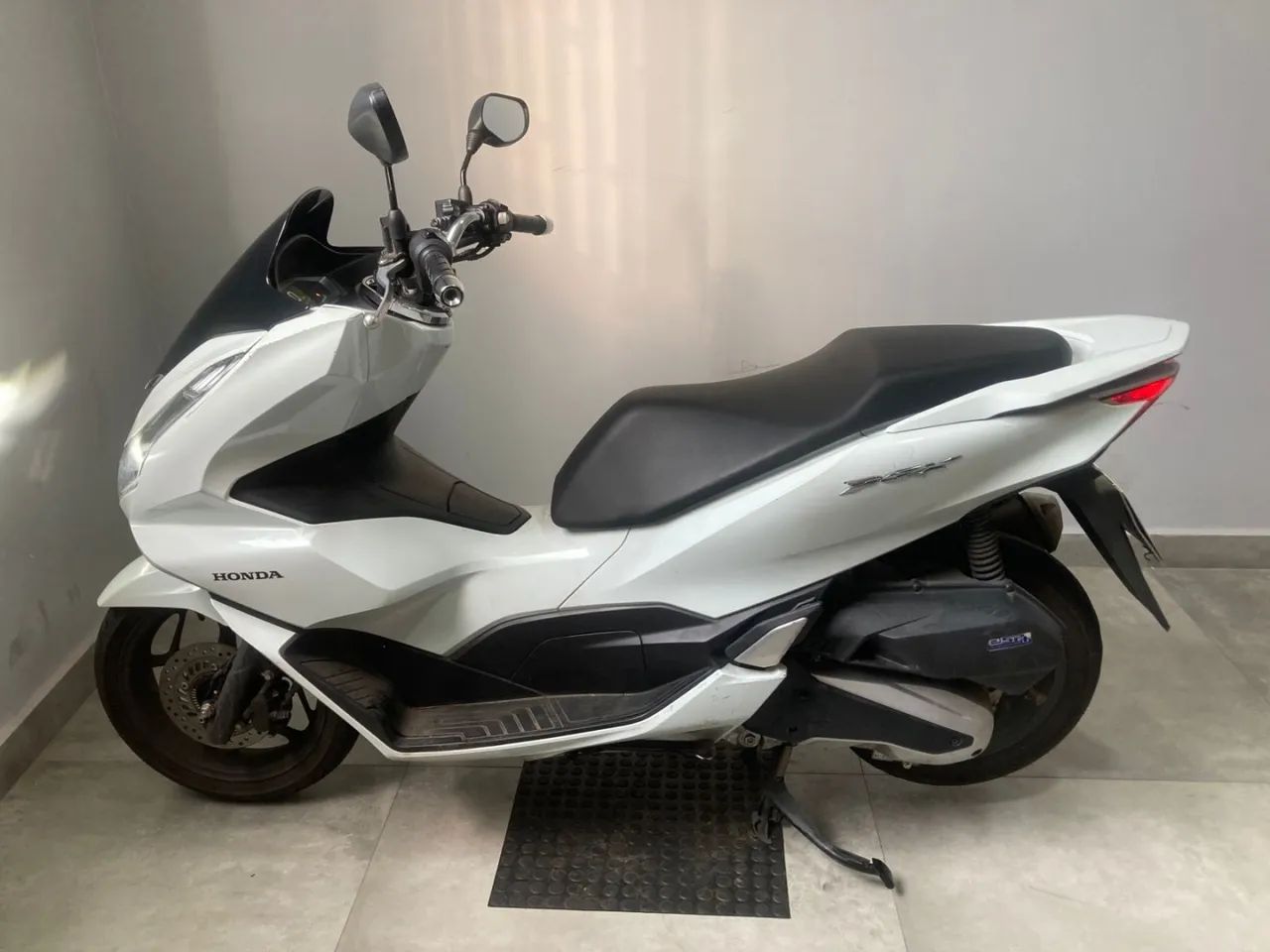 Honda Pcx 160 dlx abs 2024 - Foto 14