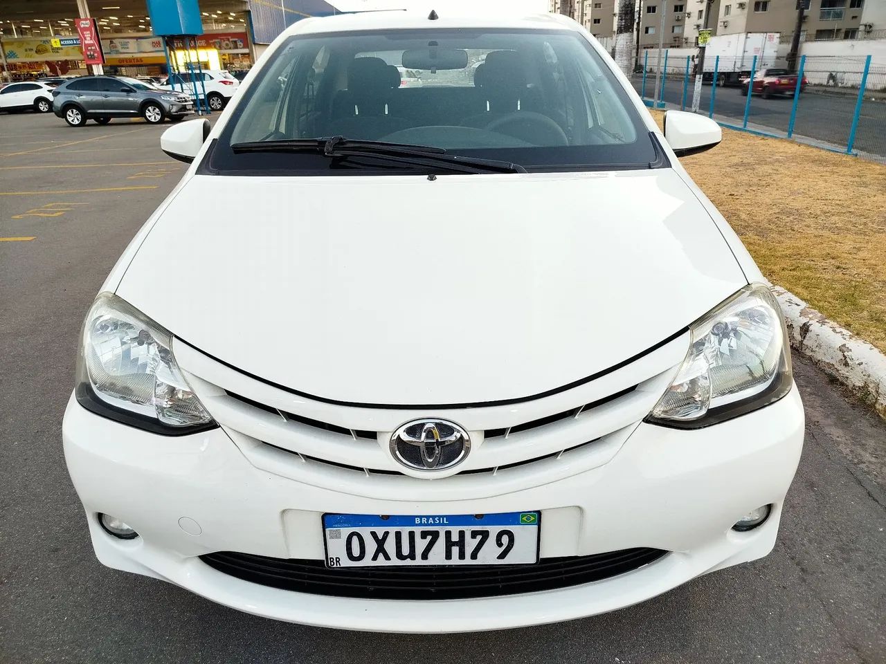 Toyota Etios ETIOS X Sedan 1.5 Flex 16V 4p Mec. 2014