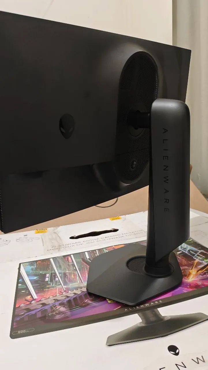 Monitor Dell Alienware  - Foto 2