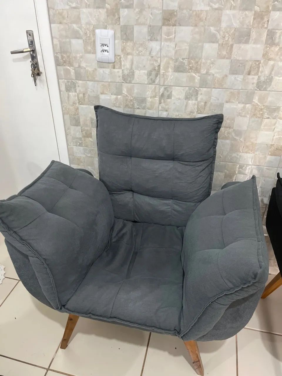 Duas Poltronas 250 cada uma 