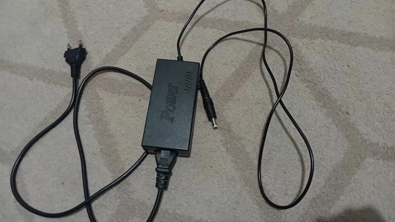 ?NETBOOK CCE WIN COM CARREGADOR - Foto 5