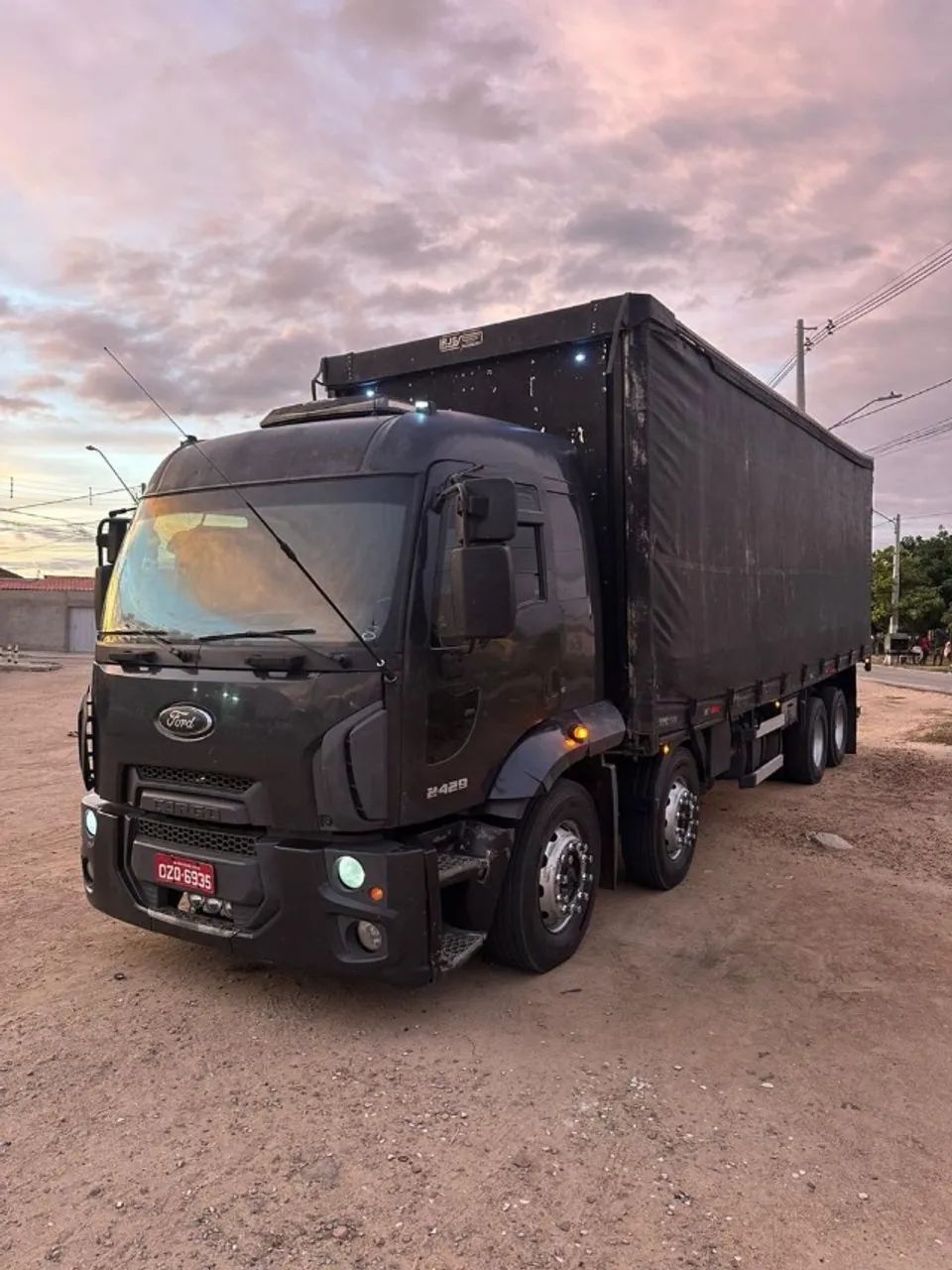 Ford 2429  - Foto 2