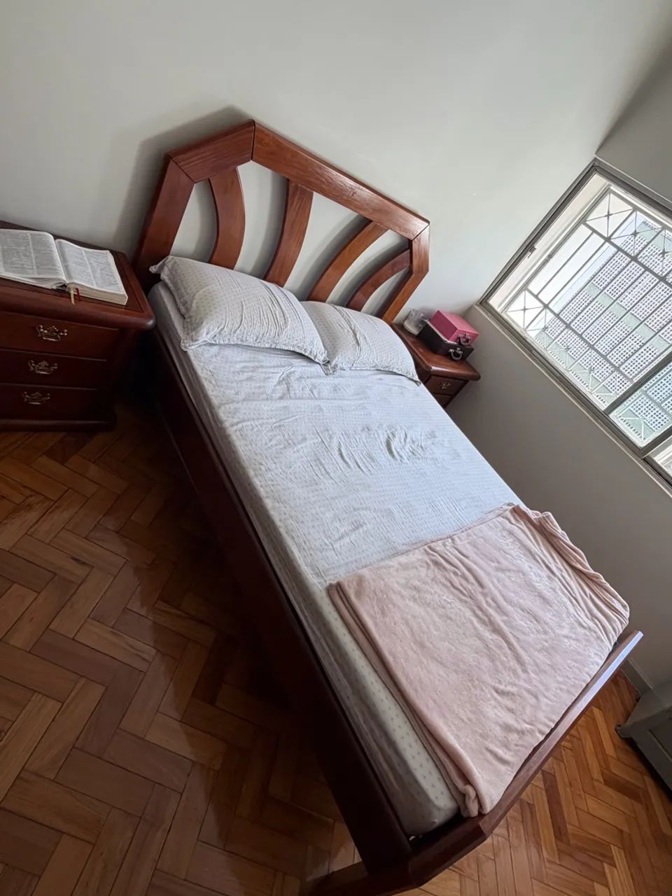 Cama e criados - Foto 3