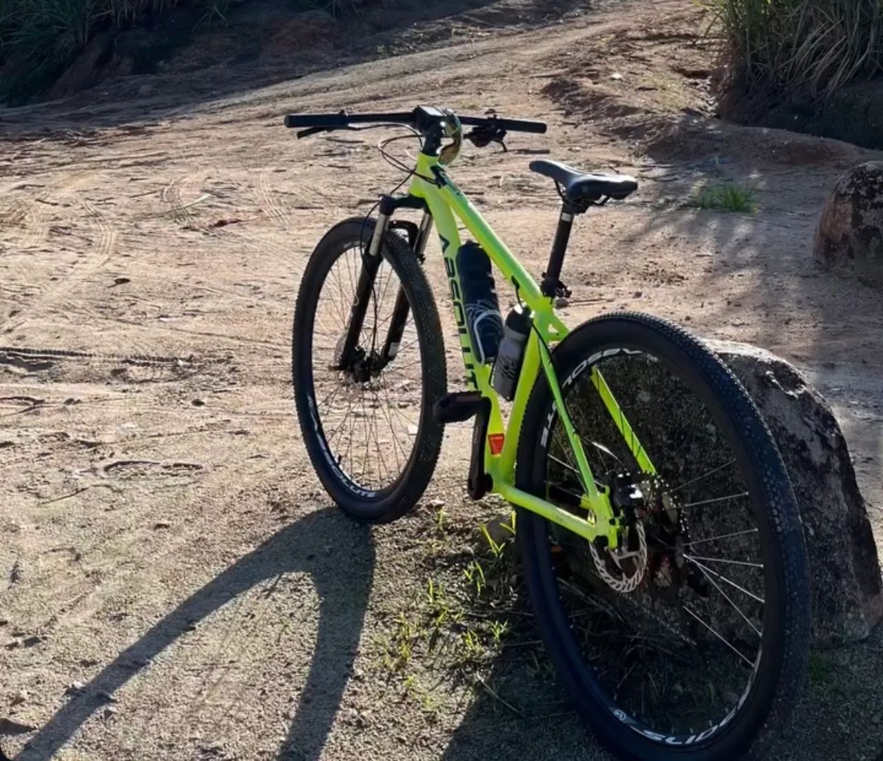  Vende-se bicicleta Absolute nero 4