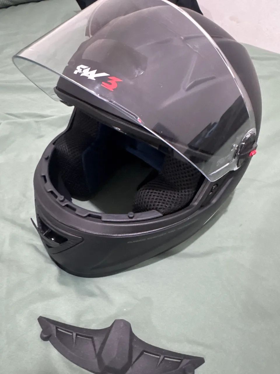 Capacete NOVO 58 - NEGOCIÁVEL 