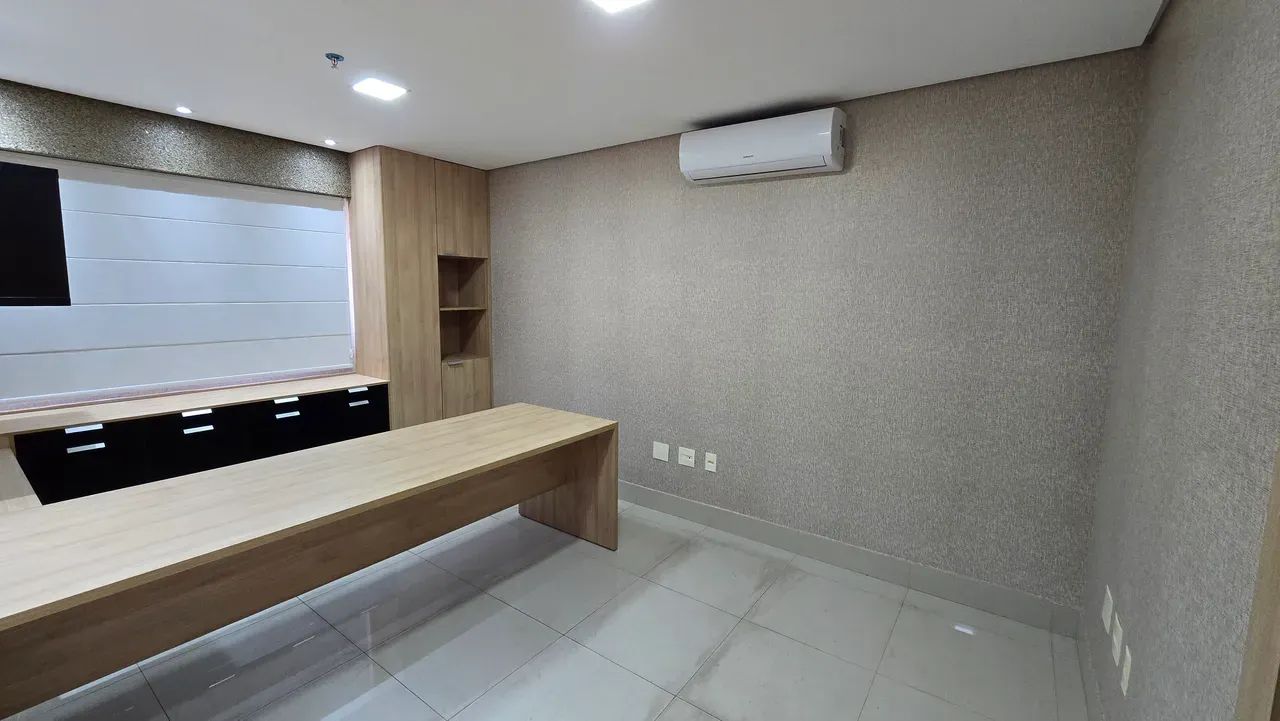 Sala Comercial no Edifício SB Medical  Andar Alto com Vista Privilegiada! - Foto 2