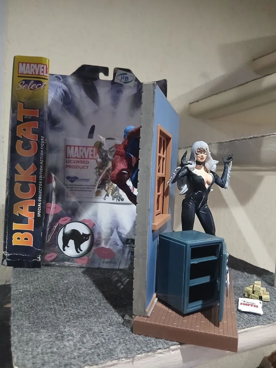 Gata Negra Black Cat Marvel Select (rara) - Foto 3