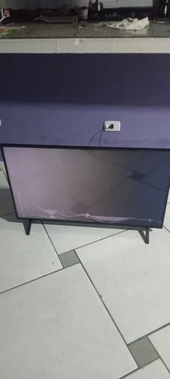 Vendo TV 43 LG para retirar peças sem controle não entrego - Foto 3
