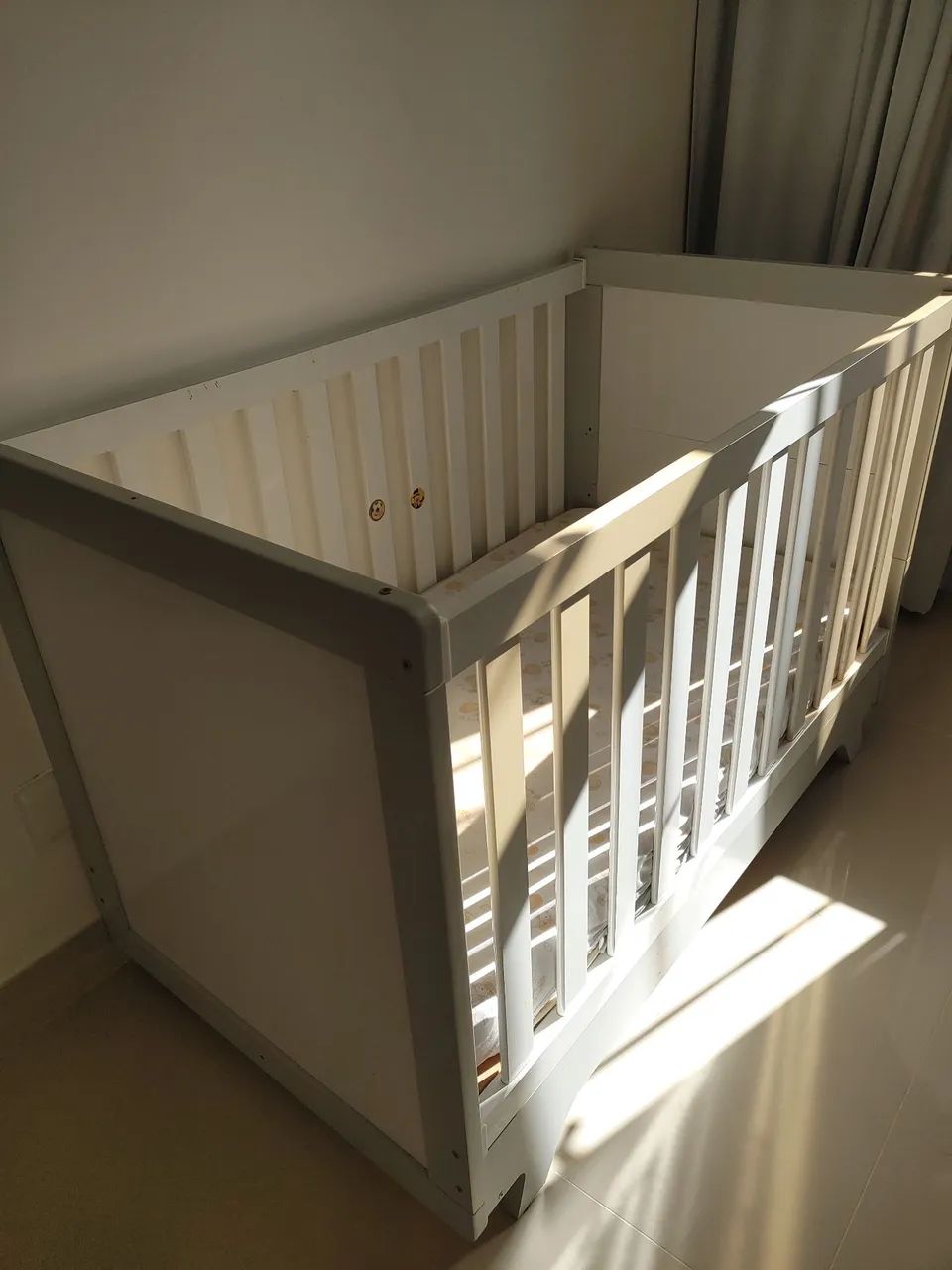 Berço Retrô Americano Peroba 2 em 1 (berço vira mini cama) - Foto 3