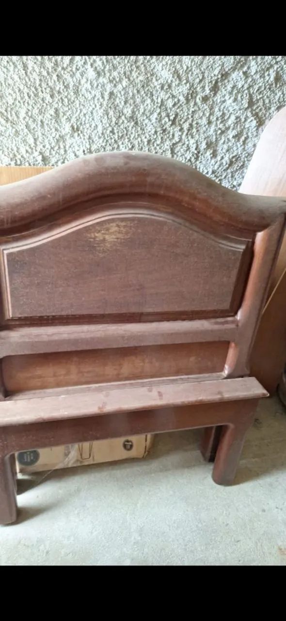 CAMA DE SOLTEIRO + ESTRADO + PRATELEIRA