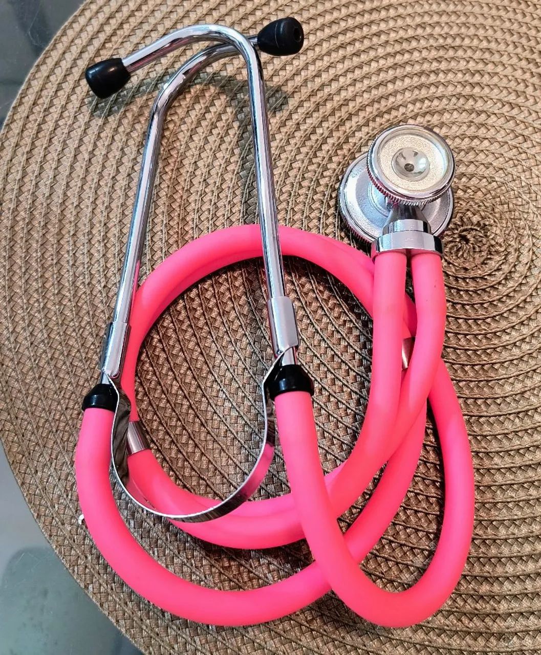Estetoscópio e esfignomanometro acadêmicos 