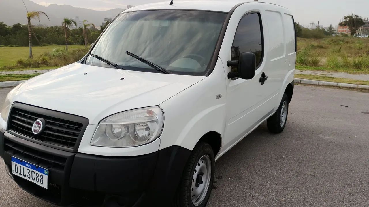 Fiat Doblo Cargo 1.4 MPI Fire Flex 8V 3P 2013 - Foto 2