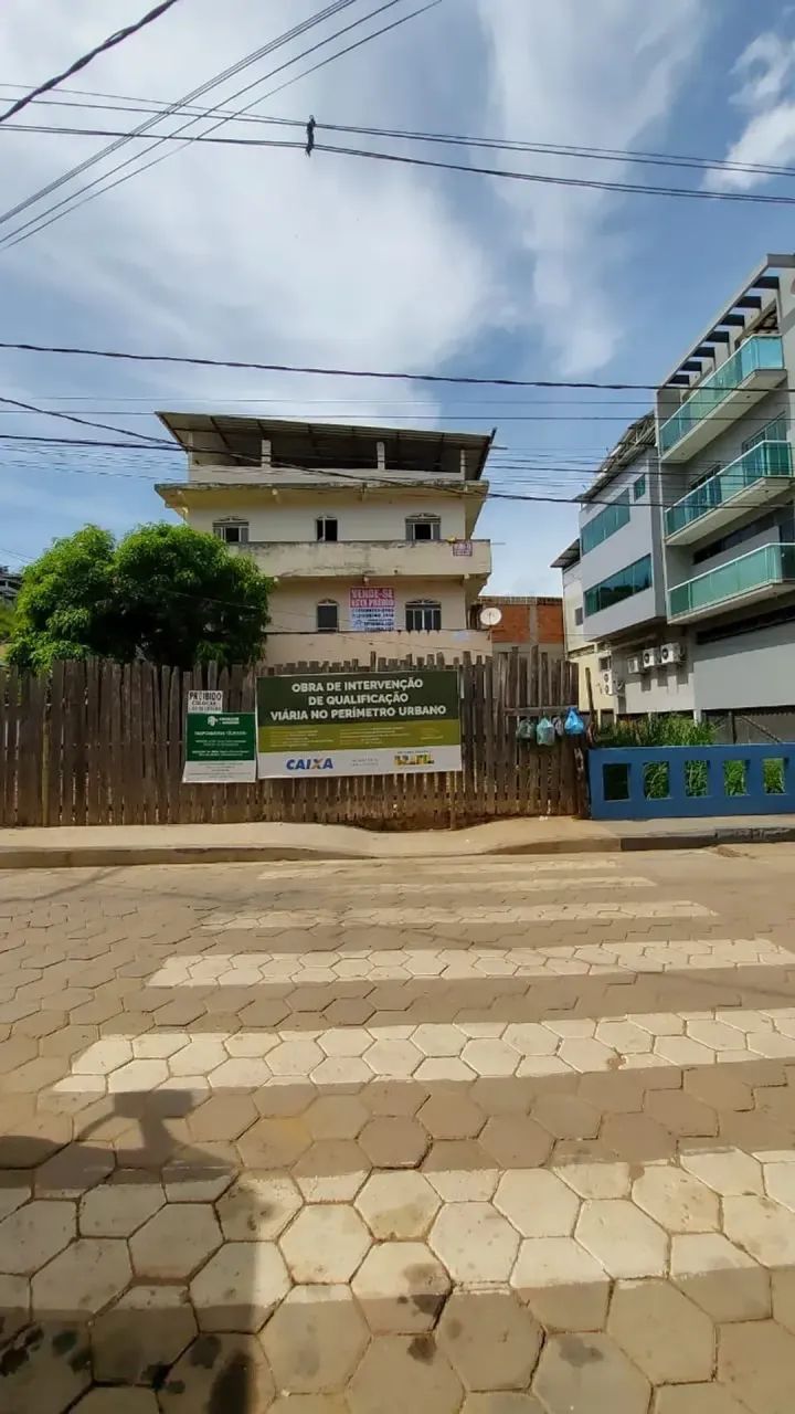 Prédio/Edifício inteiro para venda tem 70 metros quadrados com 2 quartos em Centro - Ferve