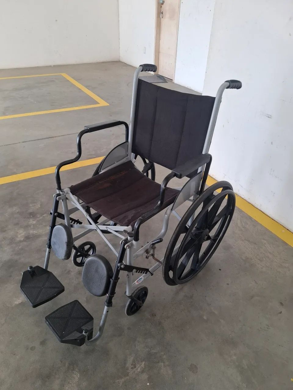 Cadeira de rodas  - Foto 5