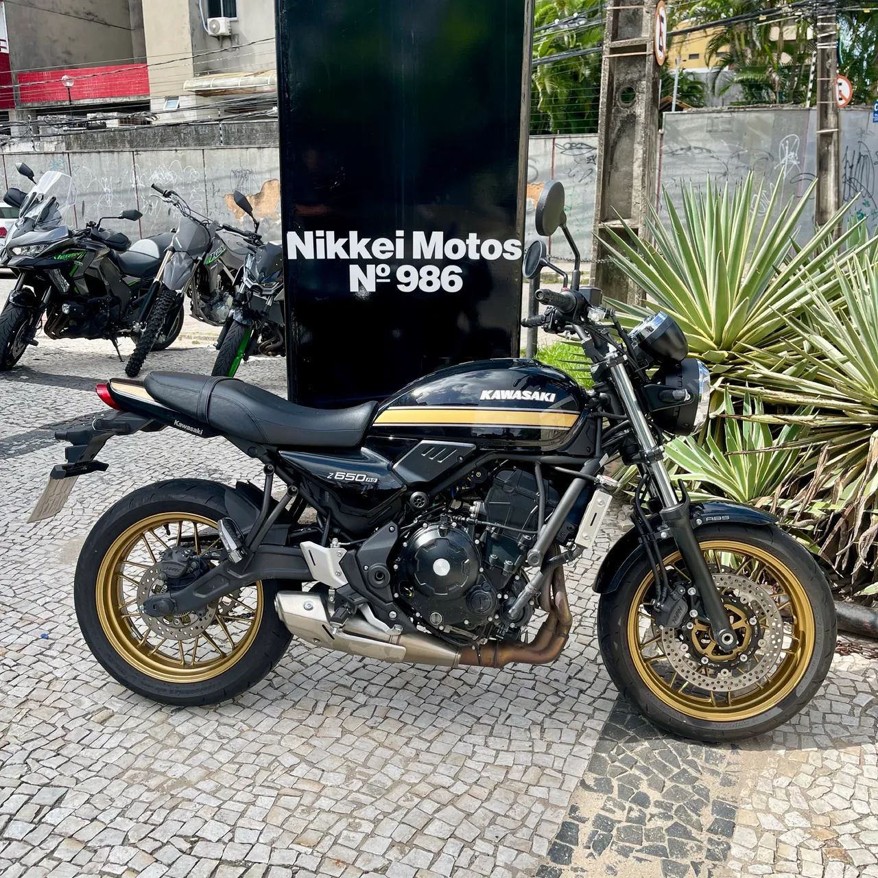Kawasaki Z 650 RS 