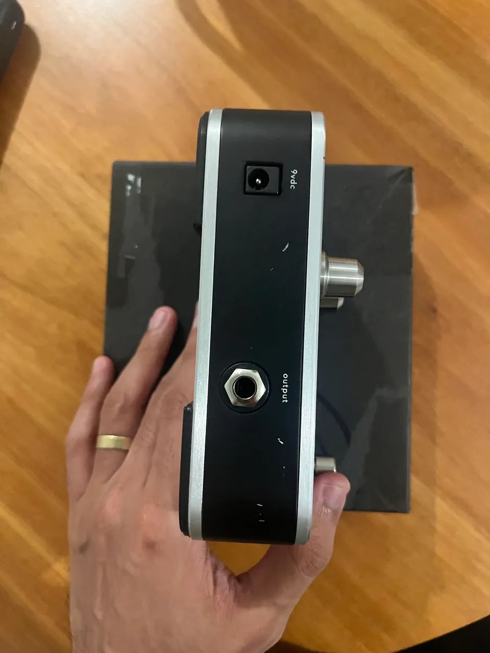 Fishman aura sixteen pedaleira pedal preamp violão - Instrumentos