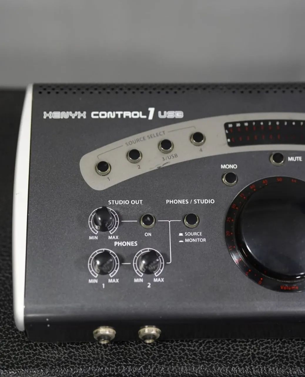 behringer xenyx