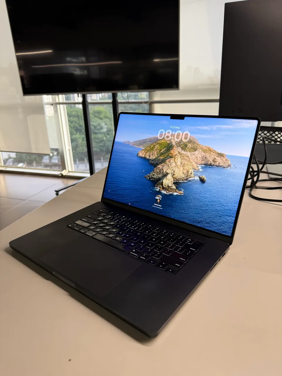Apple MacBook Pro 16 M5 MAX 2026 48GB 2TB NOVO NA CAIXA