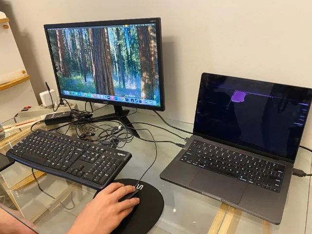 Macbook Pro M3 Pro 18gb Ram 512gb Ssd (tela Com Defeito) - Foto 3