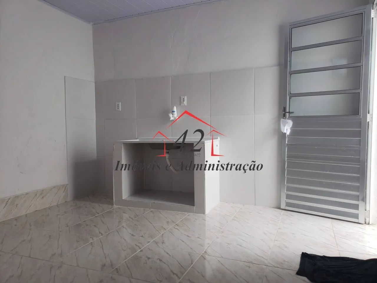 Casa de fundos 1 Cômodo Rua Bom Pastor Ipiranga