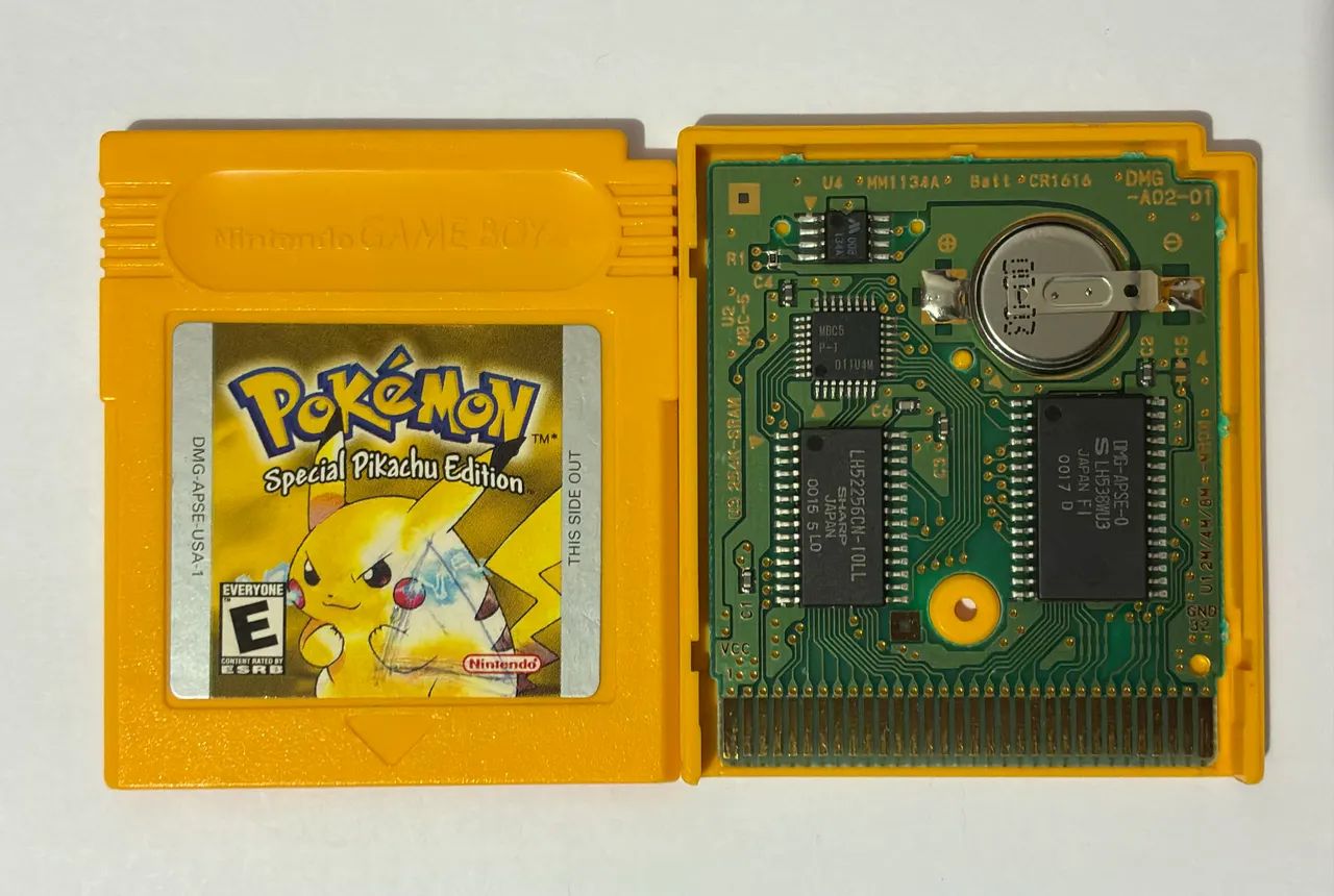 Pokémon Yellow Nintendo game boy original 