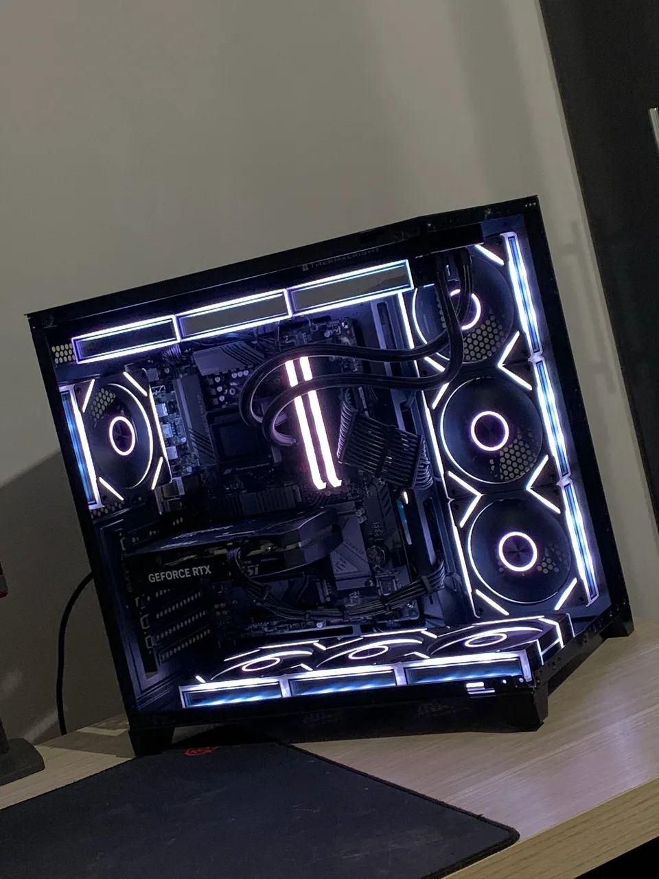 PC GAMER HIGH END