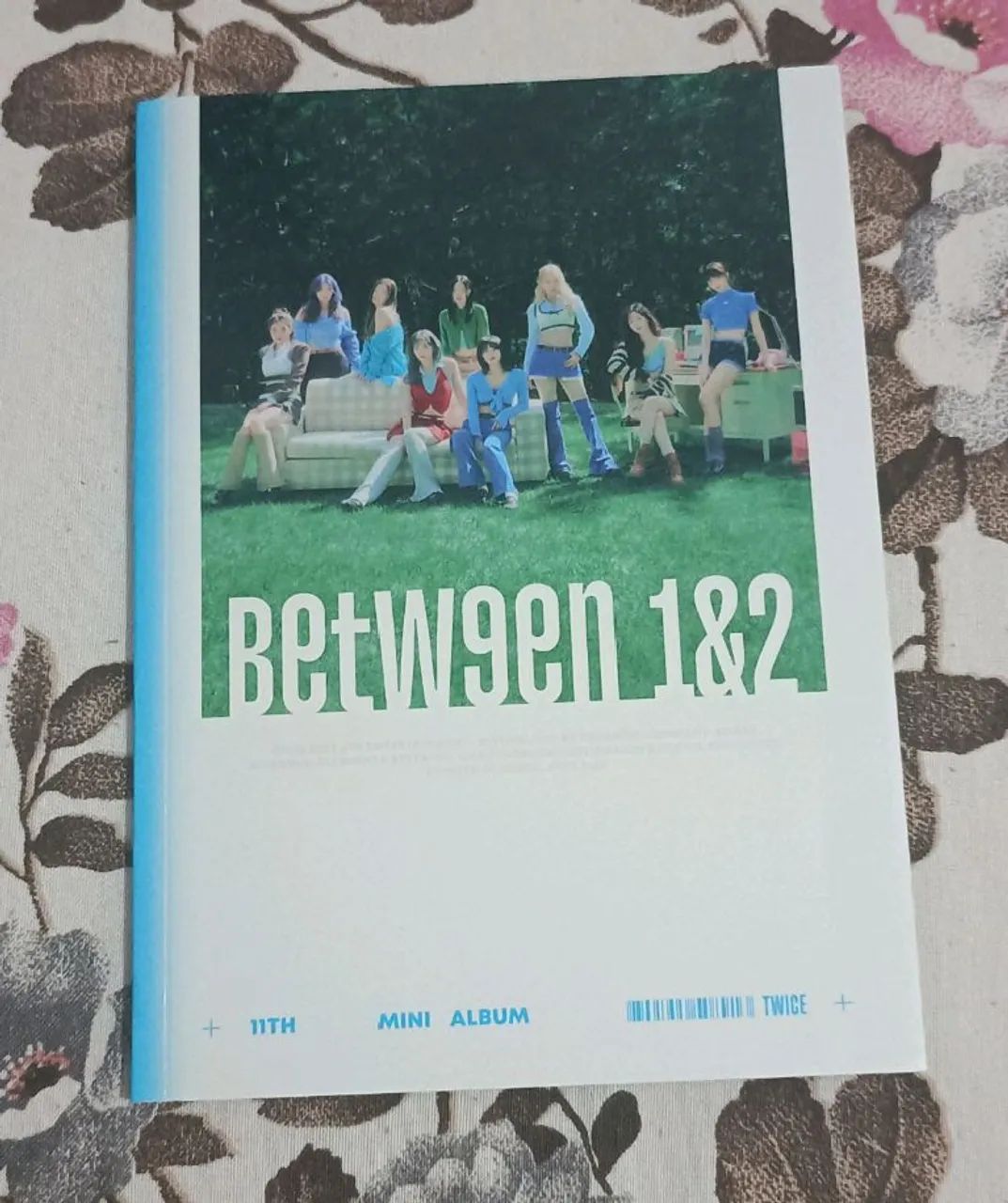 Álbum Twice - Between 1&2 - CDs, DVDs etc - Pedreiras 1500803008 | OLX