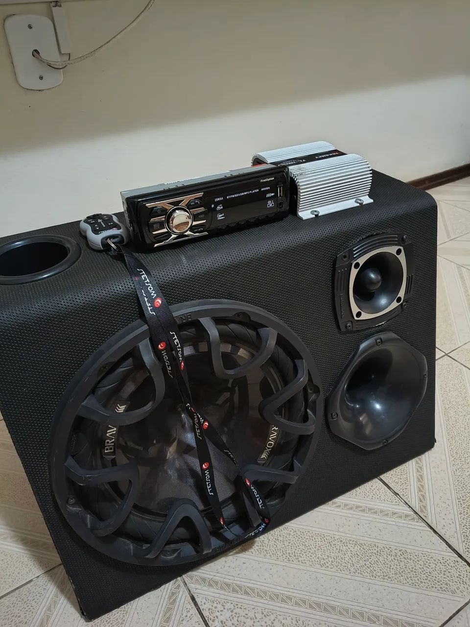 Som mp3 bluetooth com controle 
