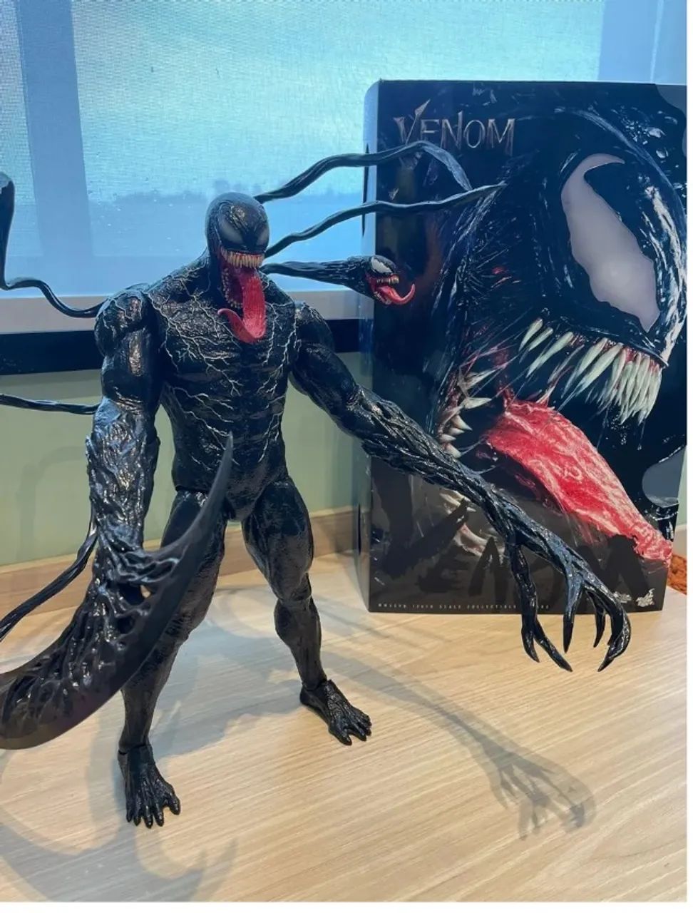 VENOM - HOT TOYS MMS590 - HOMEM ARANHA MARVEL - Foto 5