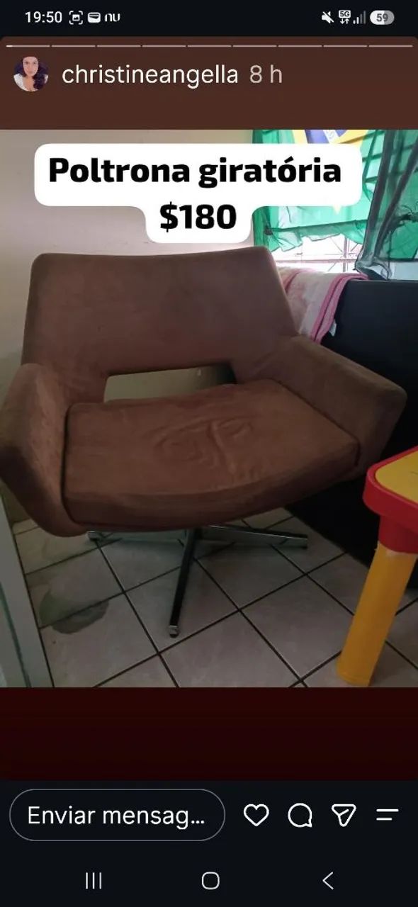 Poltrona giratória 