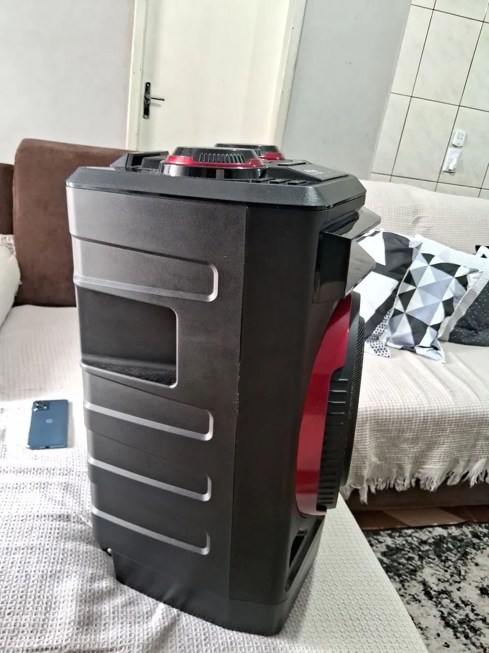 Caixa philco 750w rms