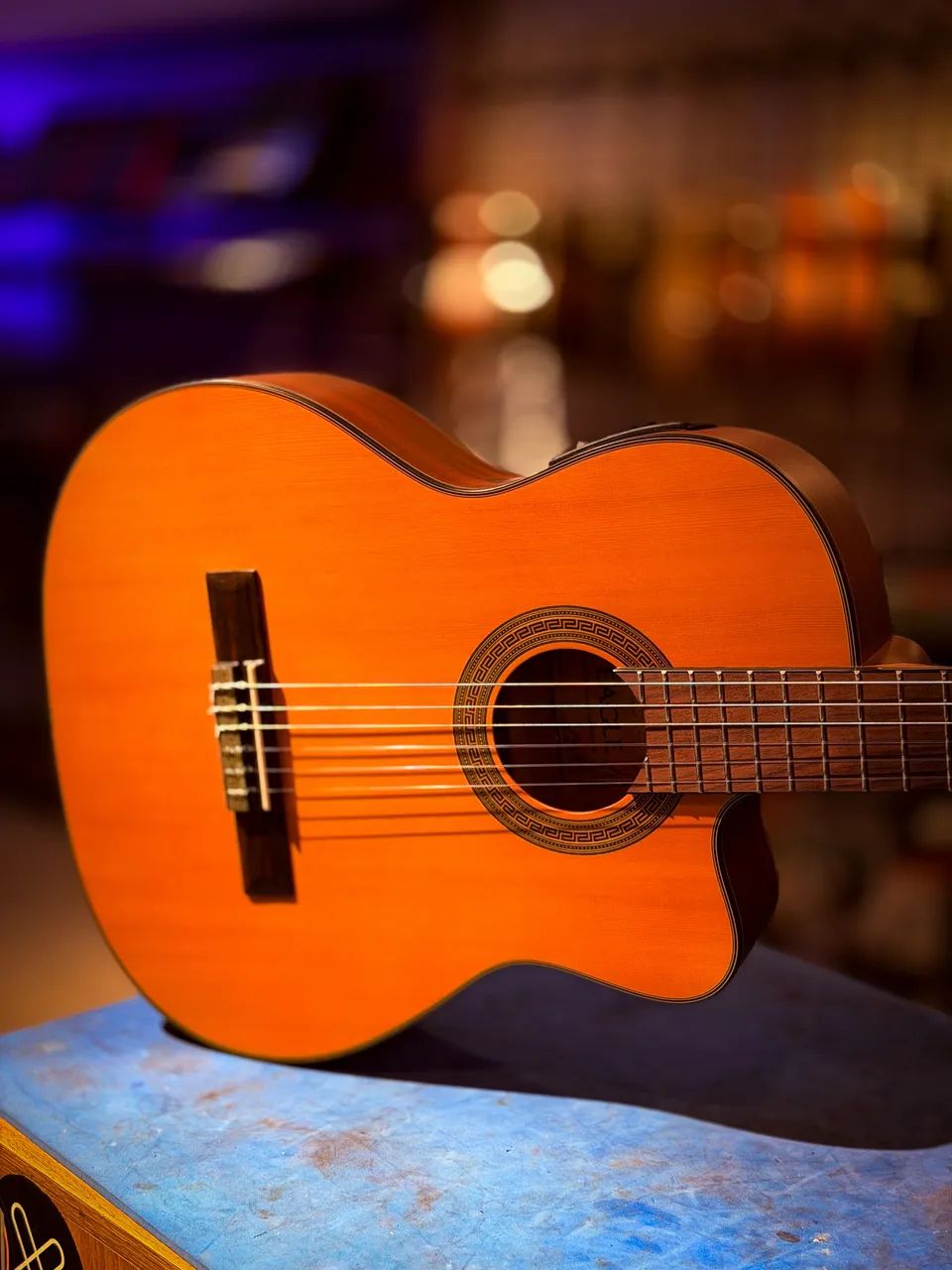 Violão Eagle CH800 elétrico 