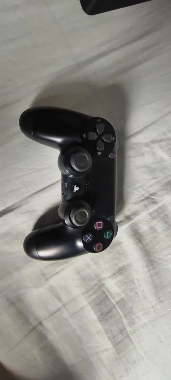 PS4 SLIM 1 TB - Foto 4
