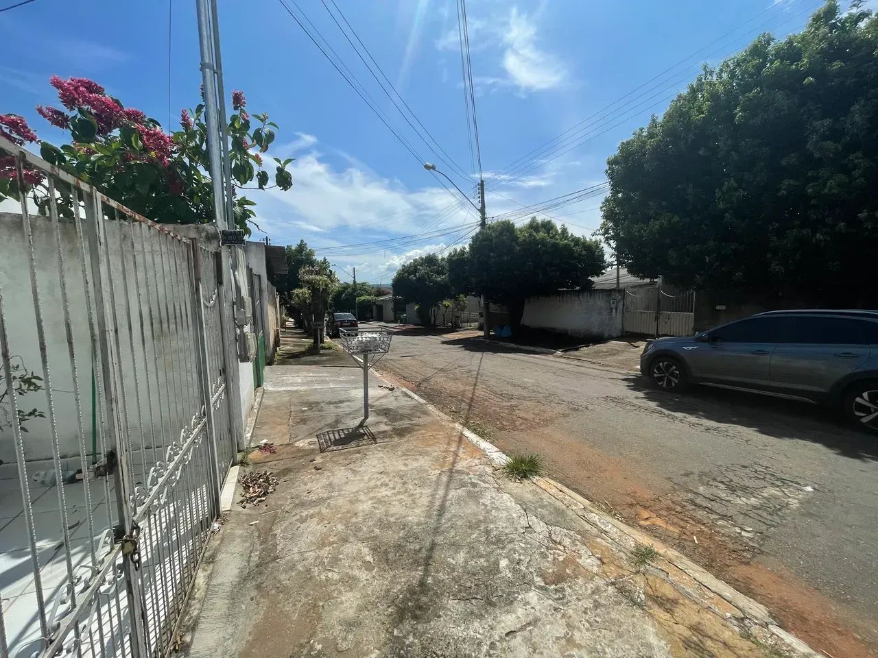 Casa térrea com Kitnet no Itatiaia - Foto 3