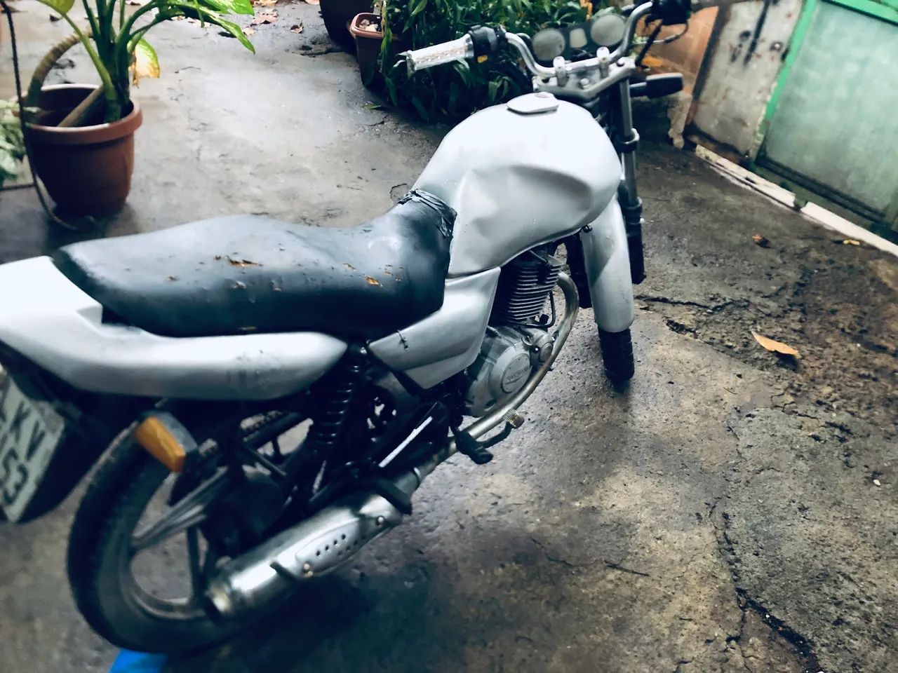 vendo essa moto documenta funcionando perfeitamente 