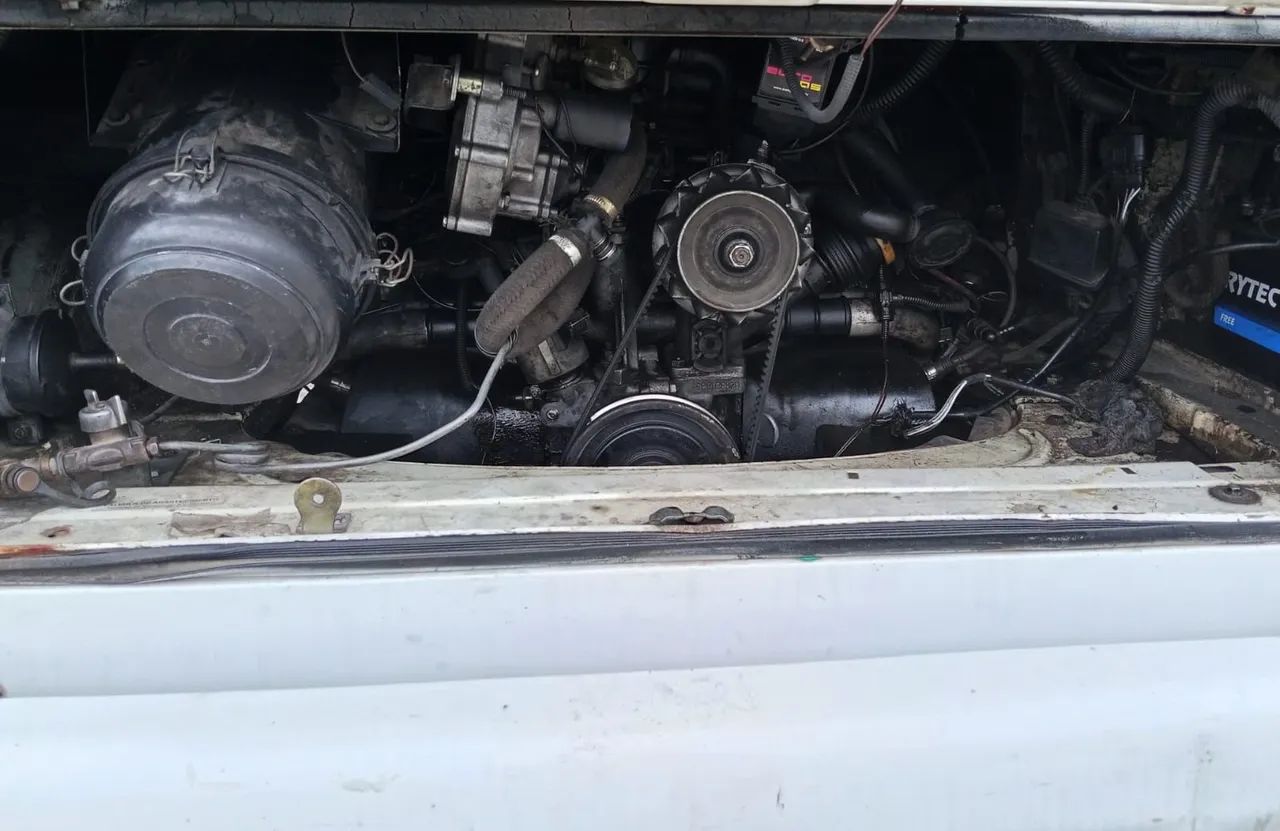 Volkswagen Kombi Standard/ Luxo/ Série Prata, foto 3 de 12