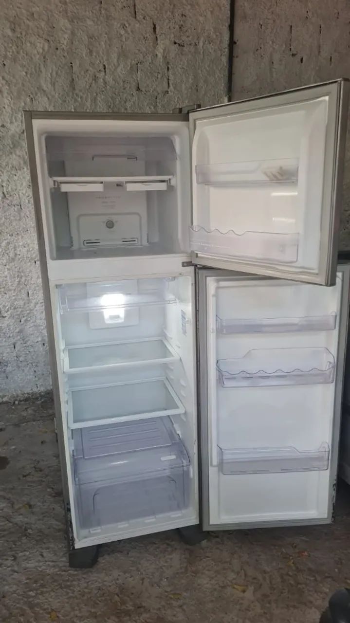 Geladeira Electrolux frost free  - Foto 2