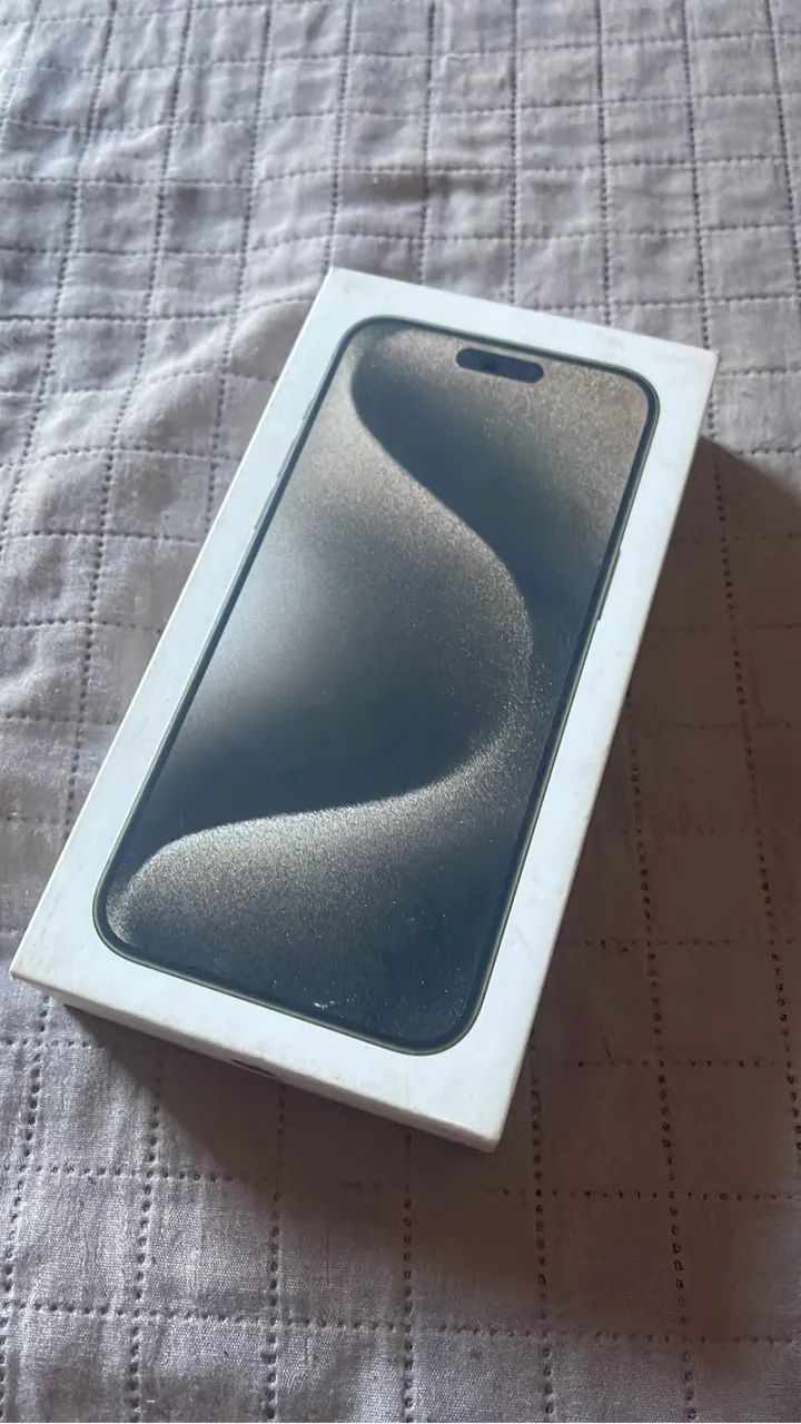 Troco iphone 15 pro max com caixa
