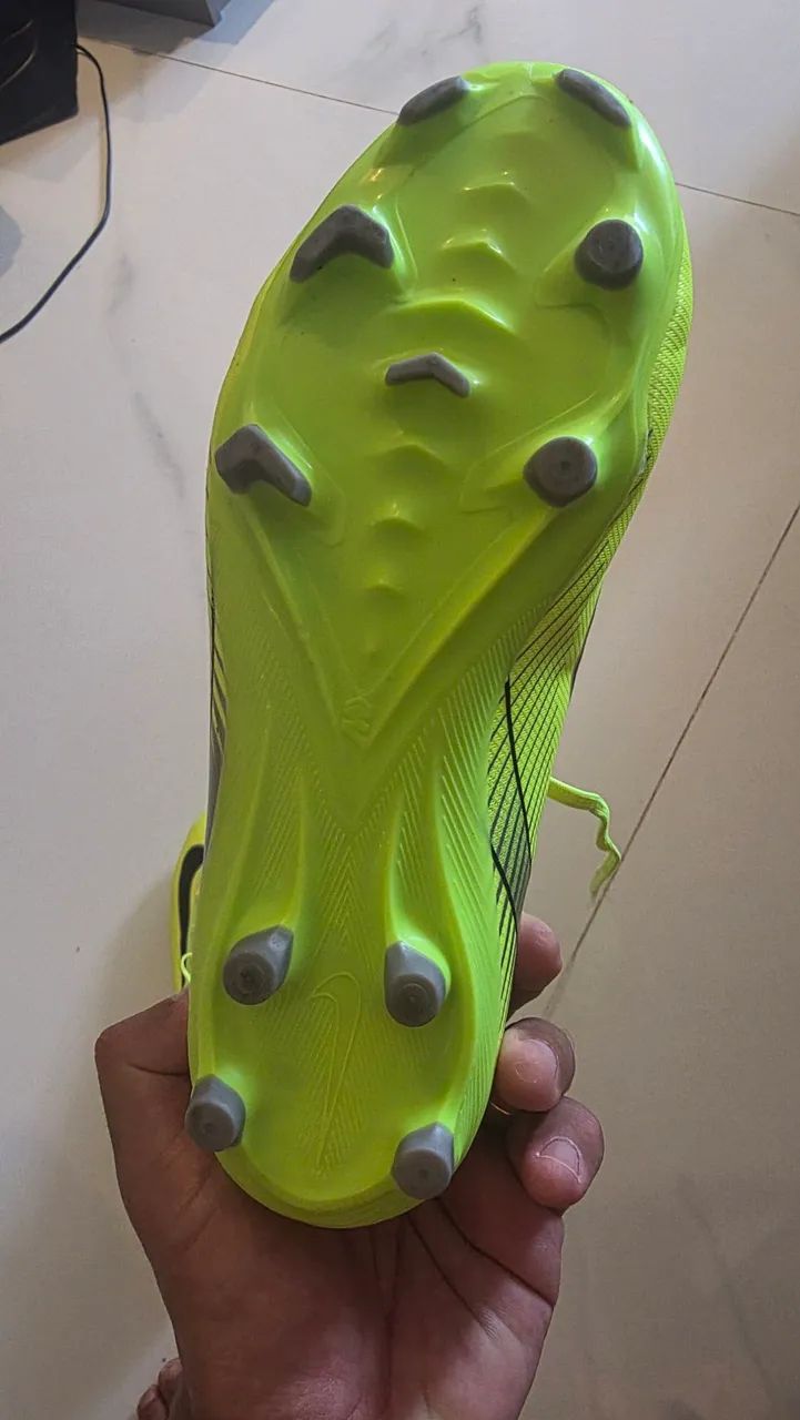 Chuteira Campo Nike Air Zoom Tamanho 33,5 - Calçados Esportivos